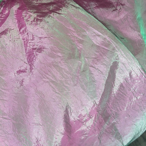 UNISEX L/XL
Duochrome green&purple—last pic with flash shows reflectivity - Picture 2 of 5